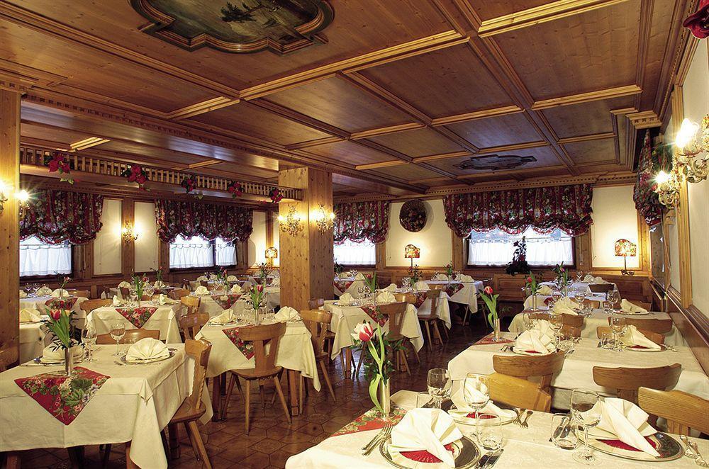 Hotel Valgranda Wellness & Spa Val di Zoldo Exteriör bild